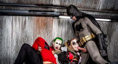 Alluring american milf Kleio Valentien in cosplay outfit enjoy amazing threesome sex scene outdoor