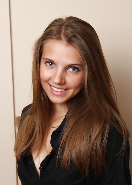 Svelte youthful Kira exhibiting small tits and jerking off 